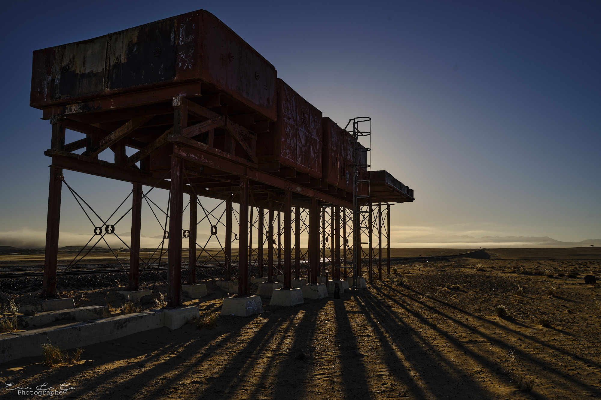 Bâtiment abandonné sur plage de Namibie